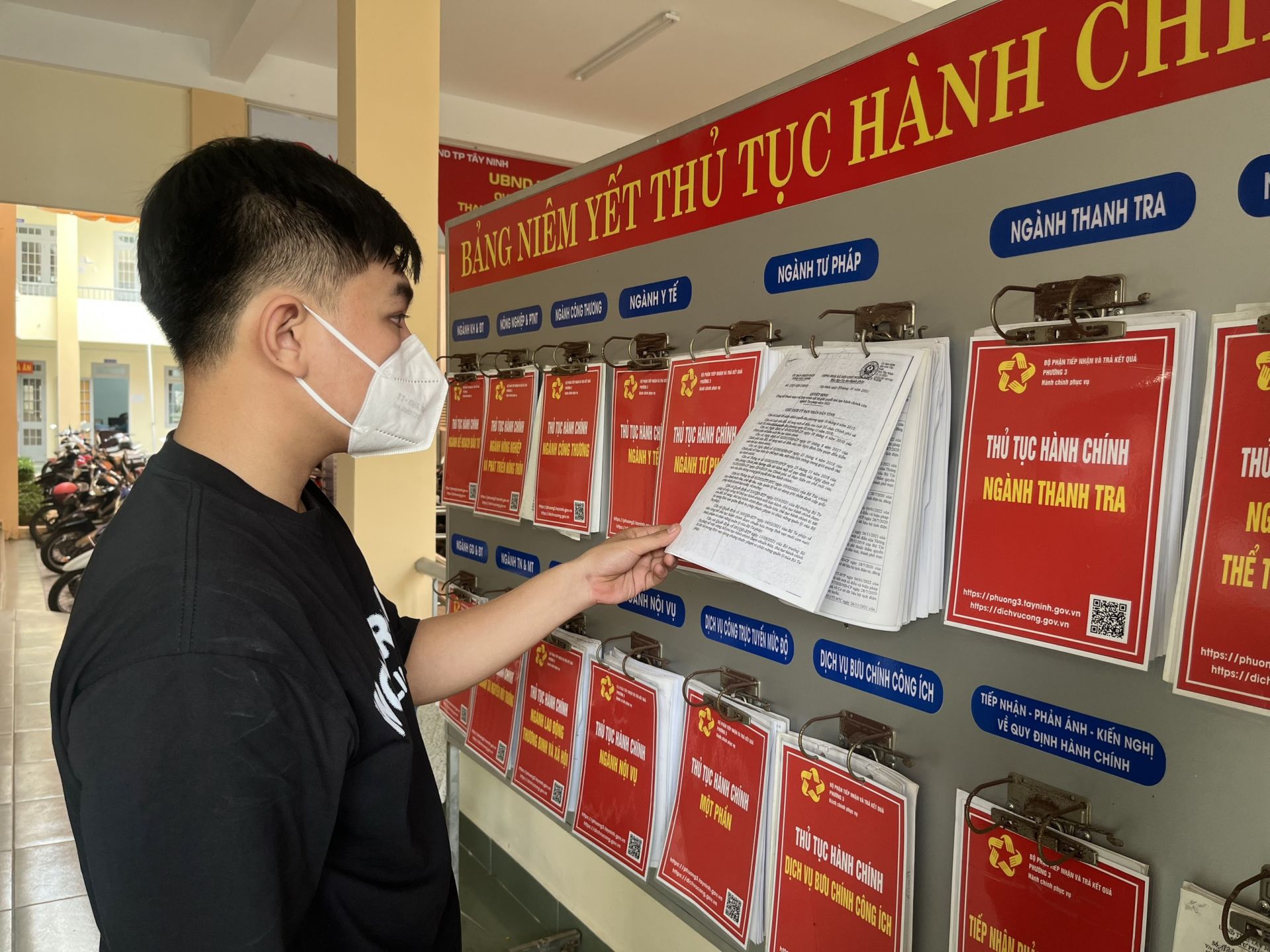 Hướng dẫn đăng ký tạm trú trên VNeID để tránh bị phạt tiền từ 15/12/2025